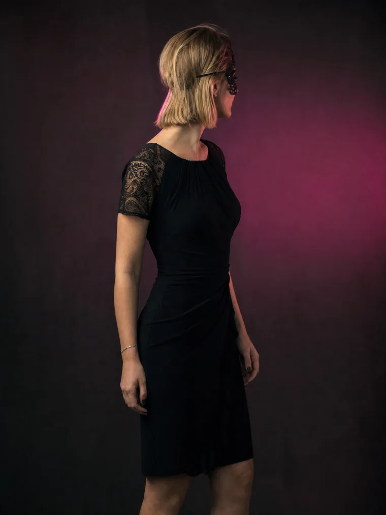 Ms Nova – artist hos StripCrew i Oslo